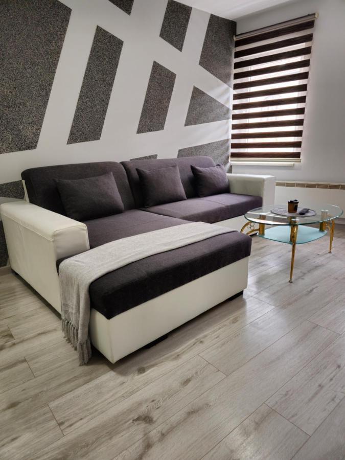 Apartment Aria Vinkovci Ngoại thất bức ảnh